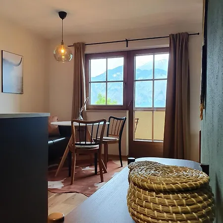 Alpenflair Mit Balkon - Inkl Parkplatz #6 *